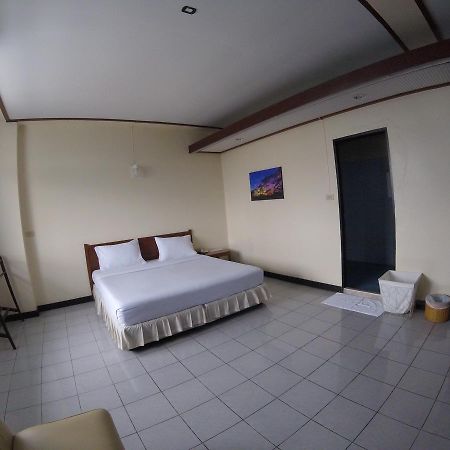 Tapee Hotel Σούρατ Τανί Εξωτερικό φωτογραφία