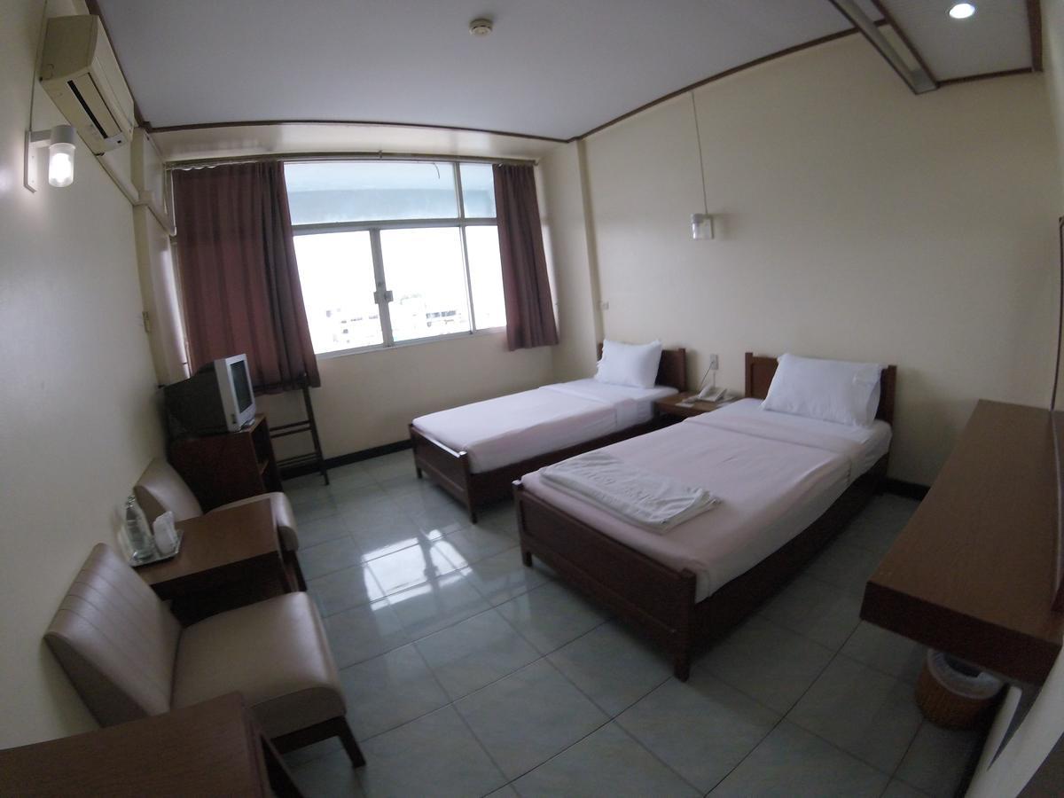 Tapee Hotel Σούρατ Τανί Εξωτερικό φωτογραφία